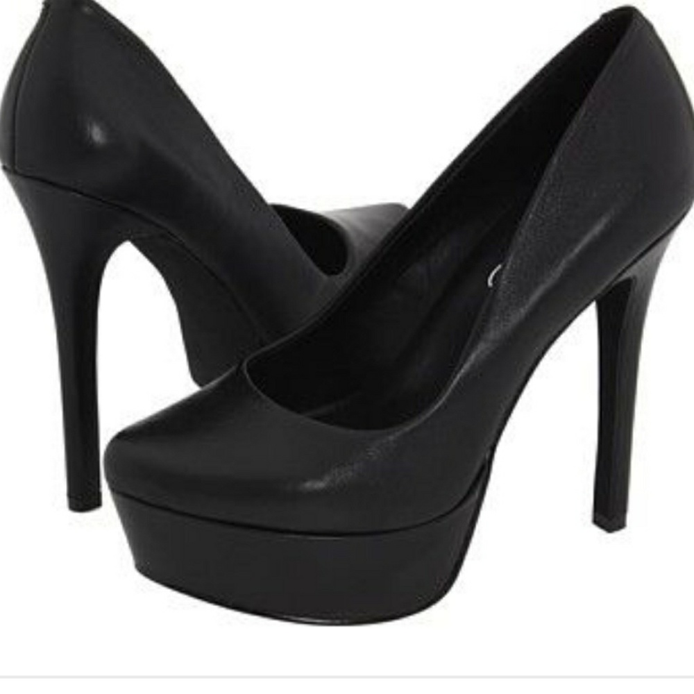 Jessica Simpson Waleo platform heels